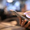 (P) Experiența mobilă în cazinourile online: cum s-au adaptat operatorii la creșterea utilizării dispozitivelor mobile
