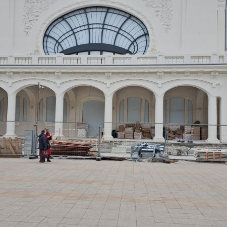 Progrese notabile la renovarea Cazinoului: clădirea emblematică este refăcută în proporție de 78% și există perspective ca în sezonul estival să fie deschis pentru public.