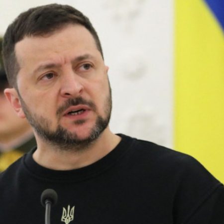 Titlul: “Zelenski limitează accesul la cazinourile online din cauza dependenței soldaților de pe front de jocurile de noroc”